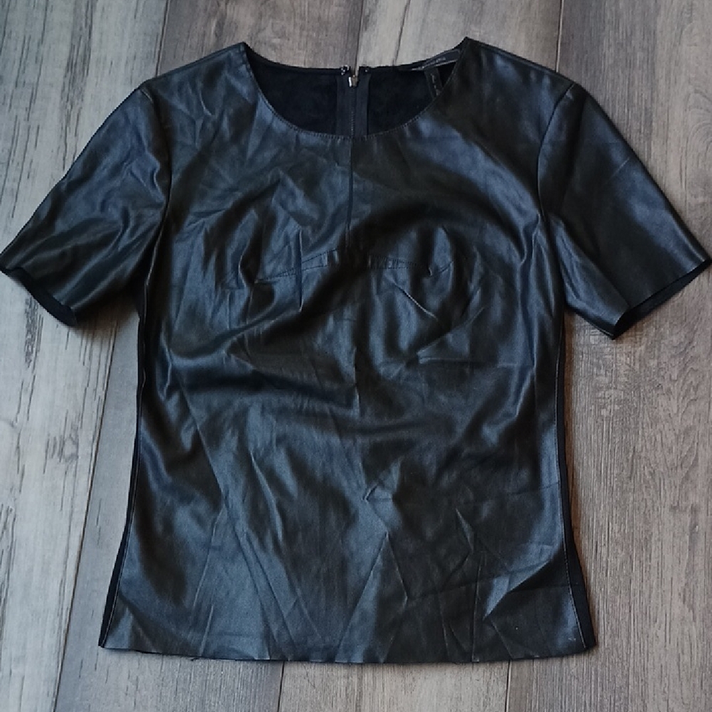 BCBGMaxAzria Black Fitted Short Sleeve Blouse Shirt Size XS